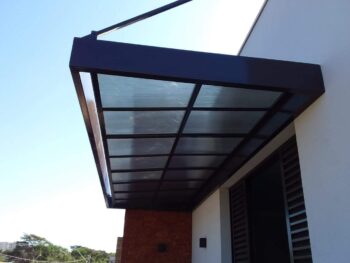 Toldo Fixo de Policarbonato: modelos e vantagens {{brizy_dc_image_alt entityId=