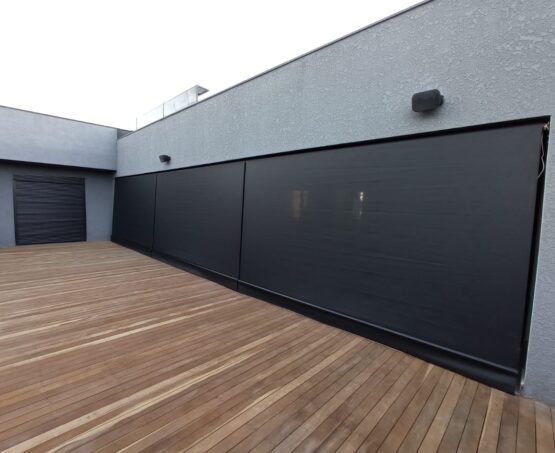 Toldo Cortina Translucida Tipo Tela Solar de Alto Padrao para Areas de Lazer e Piscinas Condominio Toldos Inovacao {{brizy_dc_image_alt imageSrc=